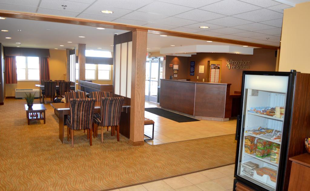 Microtel Inn And Suites By Wyndham Rawlins Exterior photo